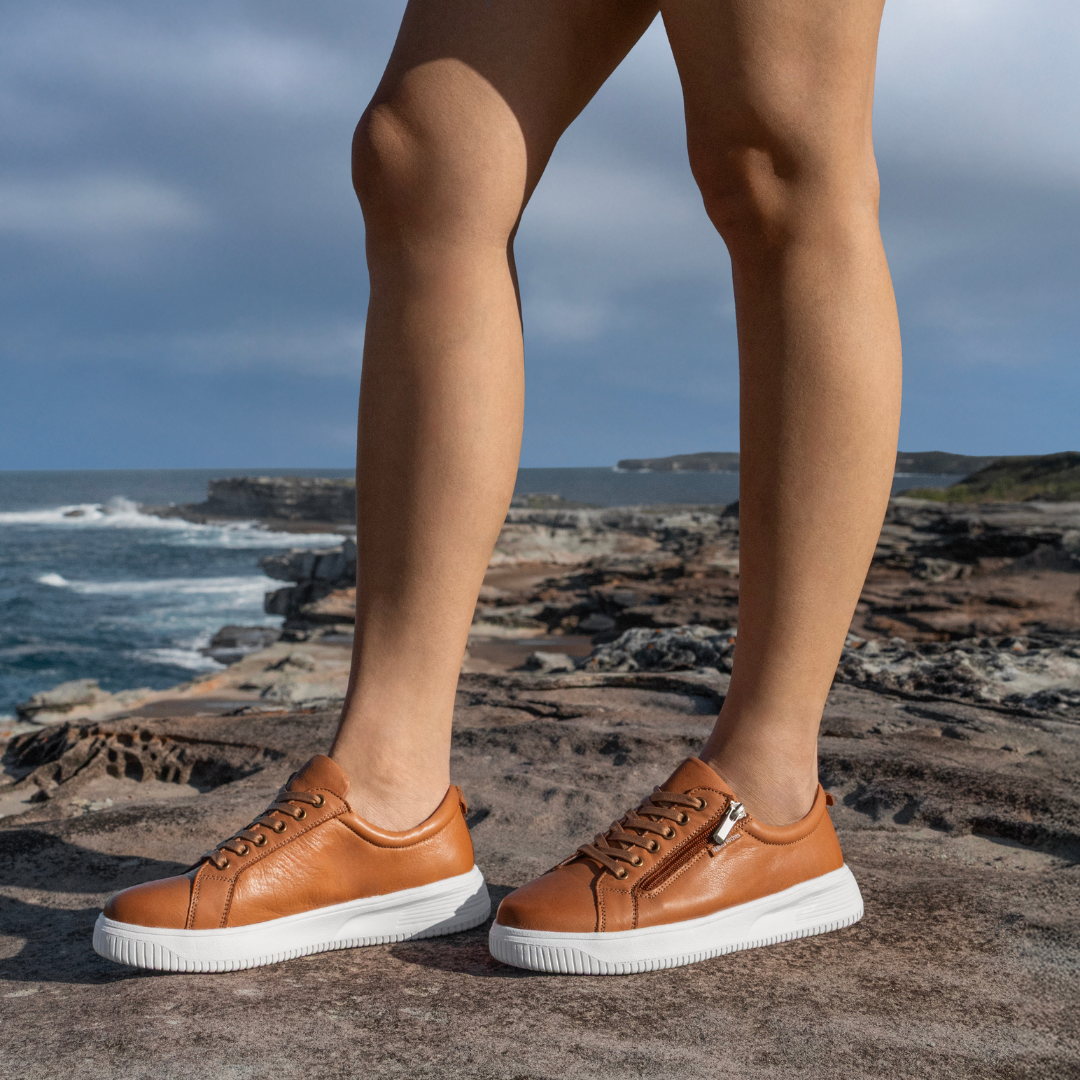 Nelly - Tan - Naked Arches