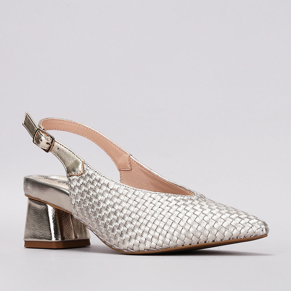 Hera - Light Gold - Naked Arches