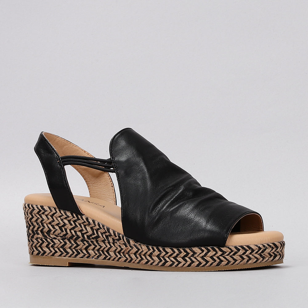 Darla - Black - LE SANSA