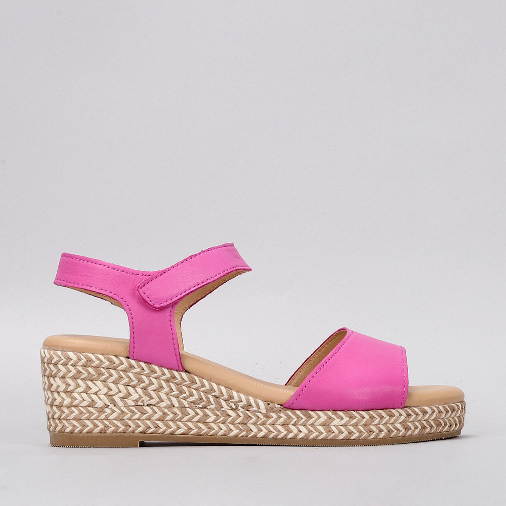 Denali - Hot Pink - LE SANSA