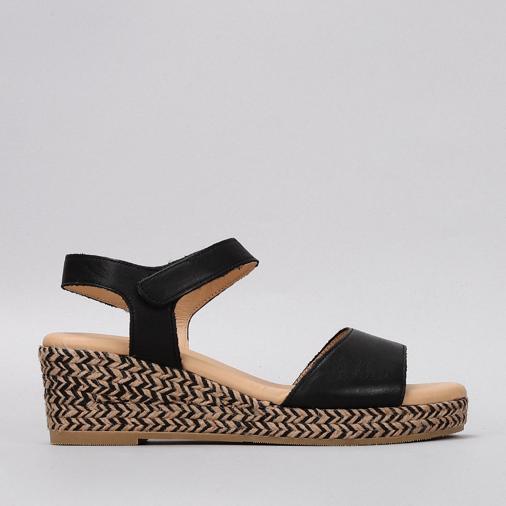 Denali - Black - LE SANSA