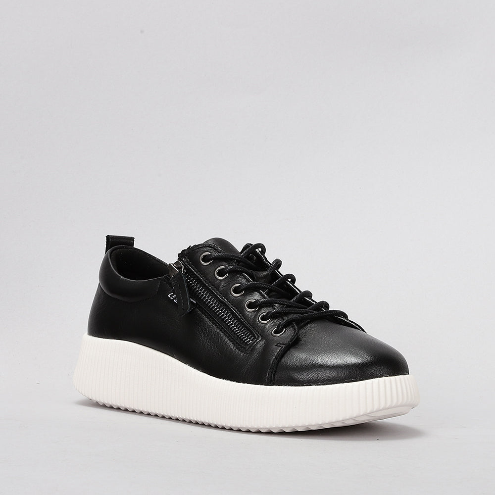 Clara - Black - LE SANSA