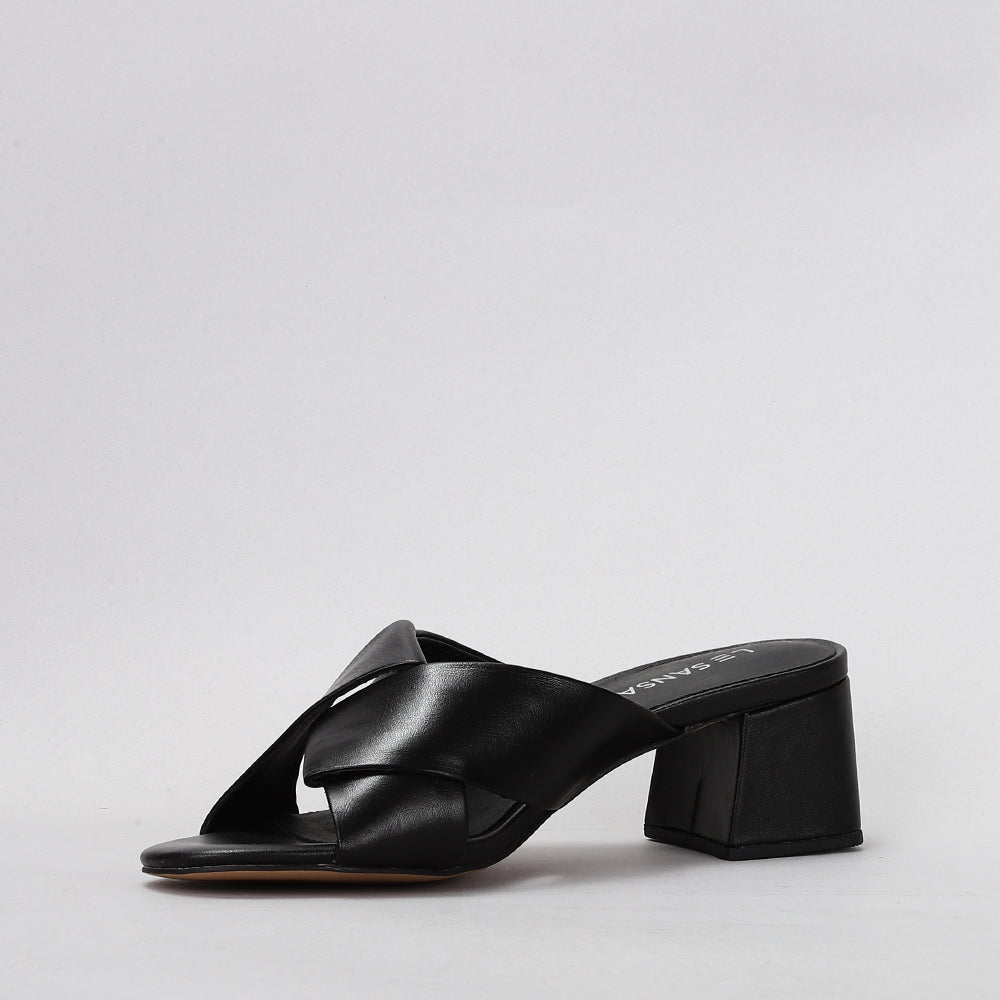 Gia - Black - LE SANSA