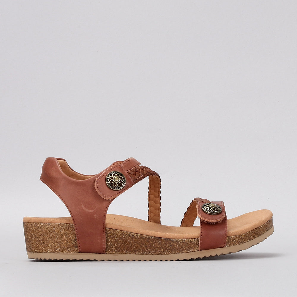 Sequoila - Mocha - Naked Arches