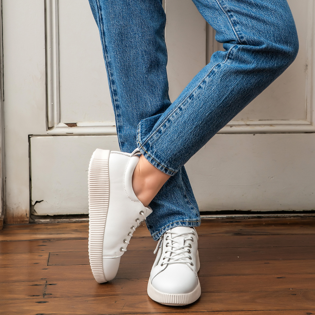 Clara - White - LE SANSA