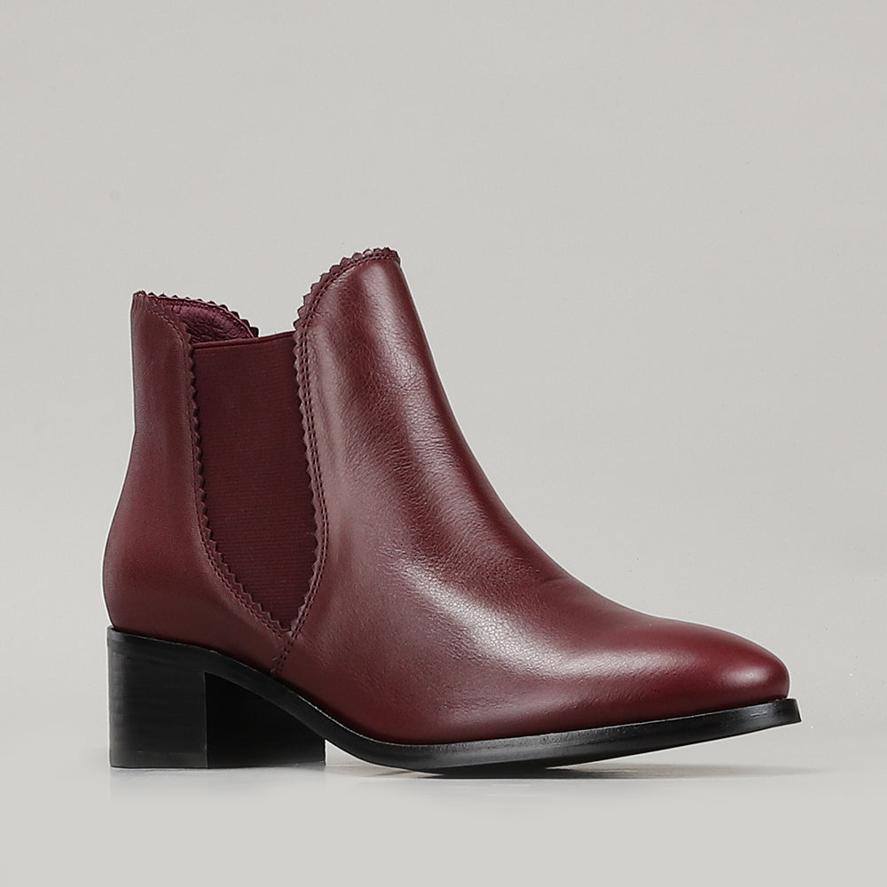 Rodeo - Burgundy