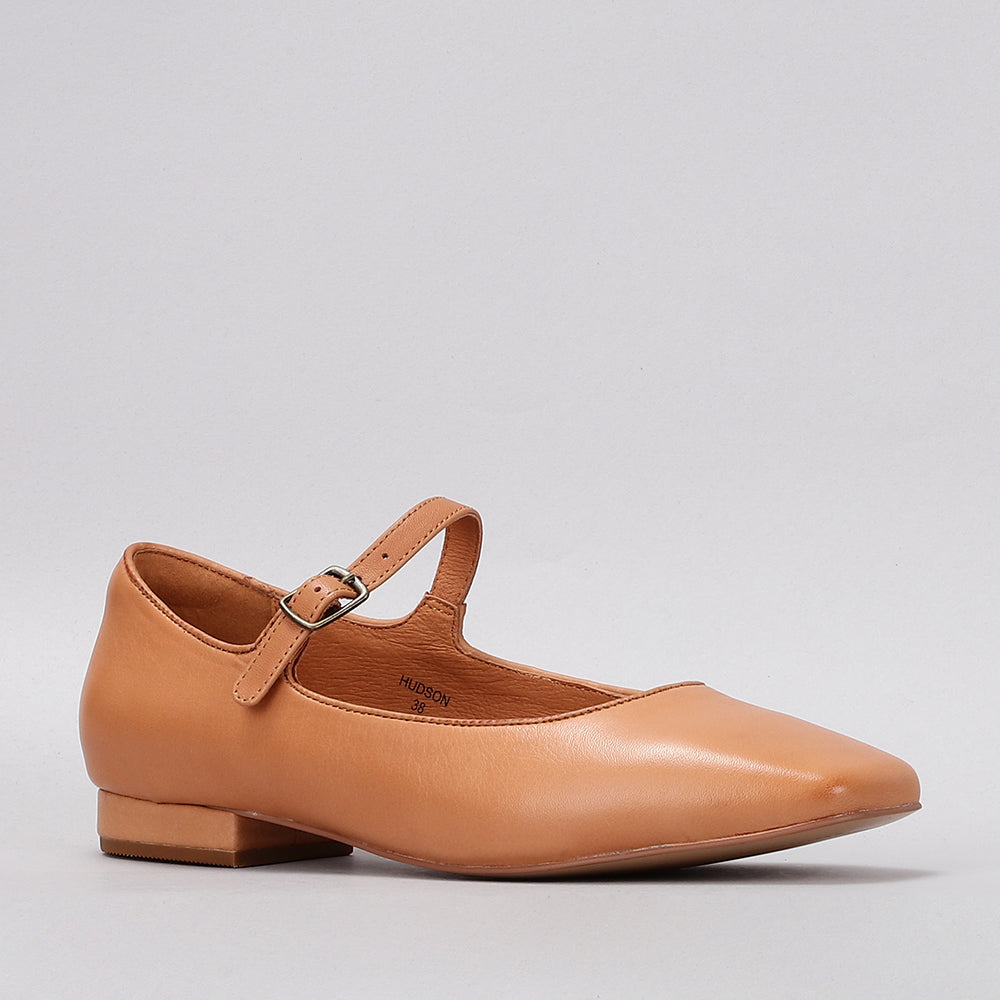 Hudson - Tan - Naked Arches