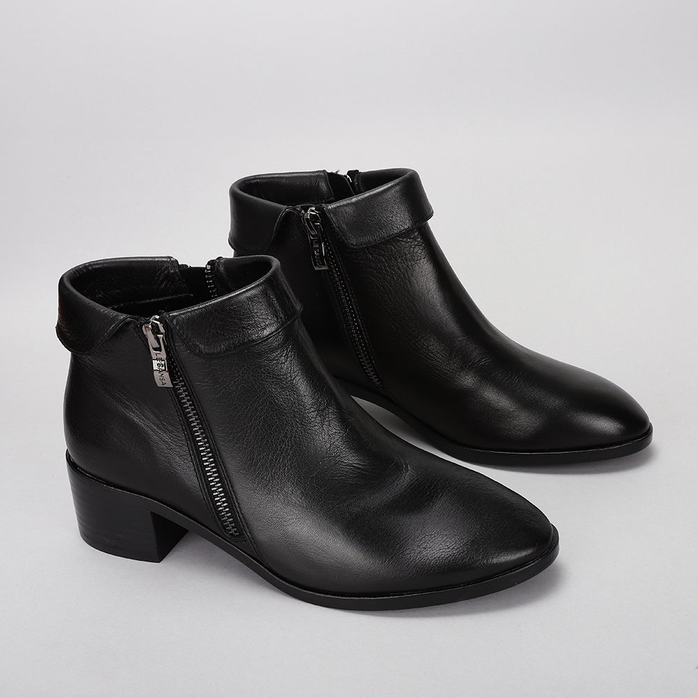 Reno - Black - LE SANSA