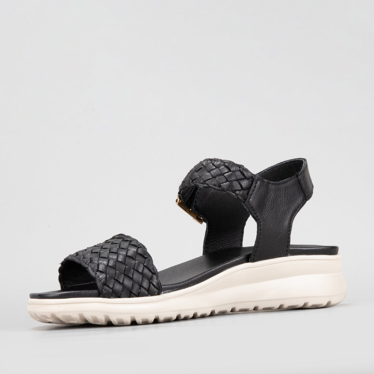 Petra - Black - LE SANSA