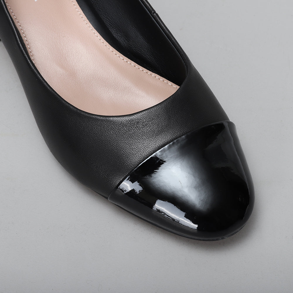 Eliska - Black/Black Patent - LE SANSA