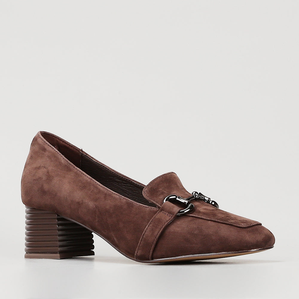 Zinnia - Chocolate Suede - LE SANSA