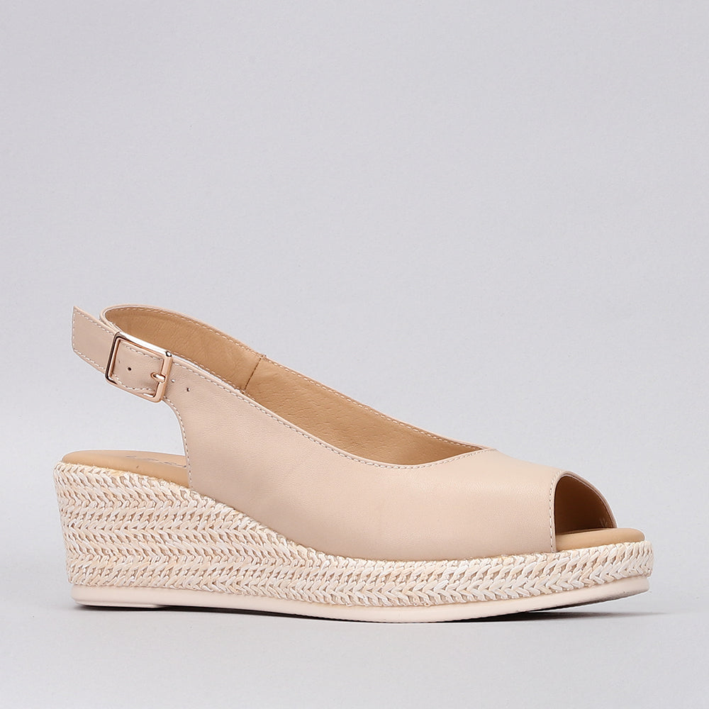 Petunia - Beige