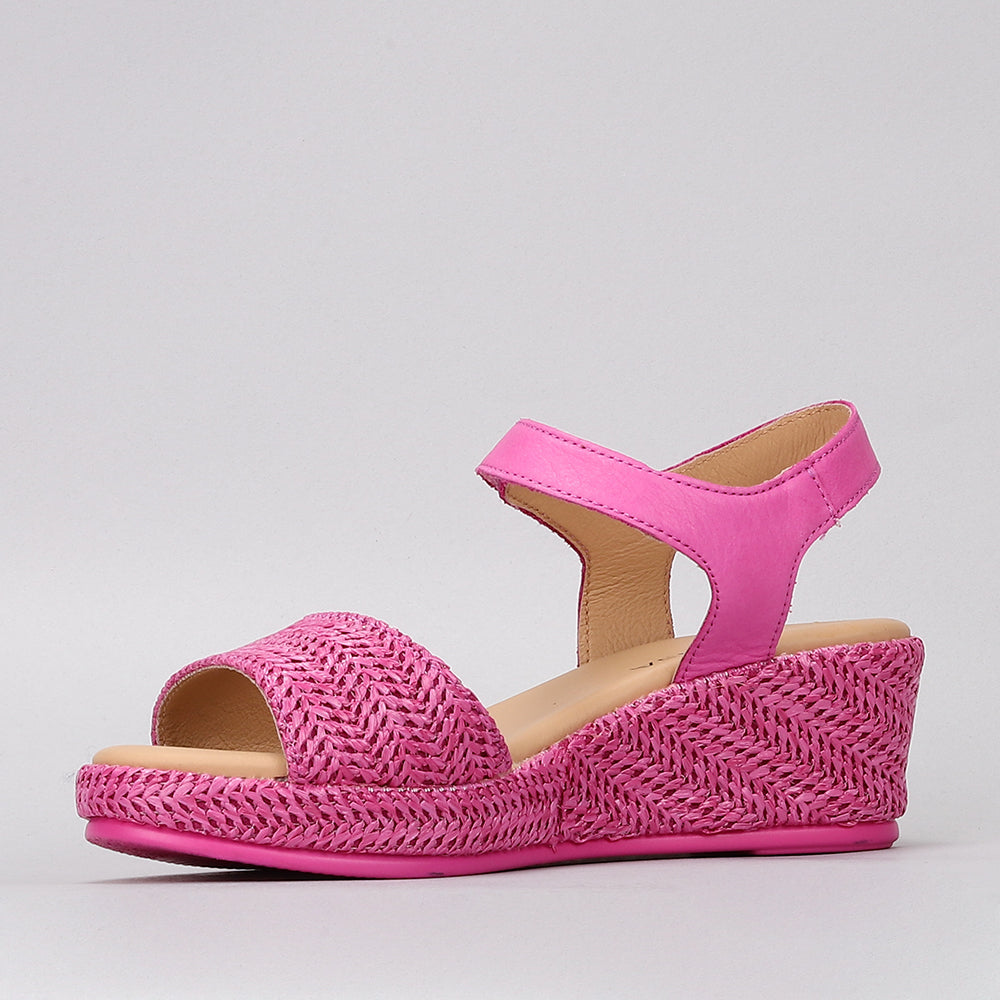 Pilia - Hot Pink - LE SANSA