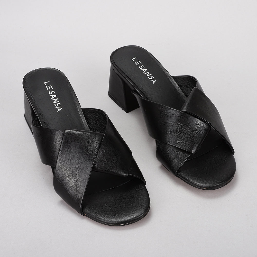 Gia - Black - LE SANSA