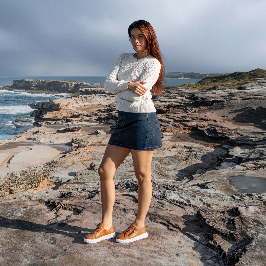 Nelly - Tan - Naked Arches