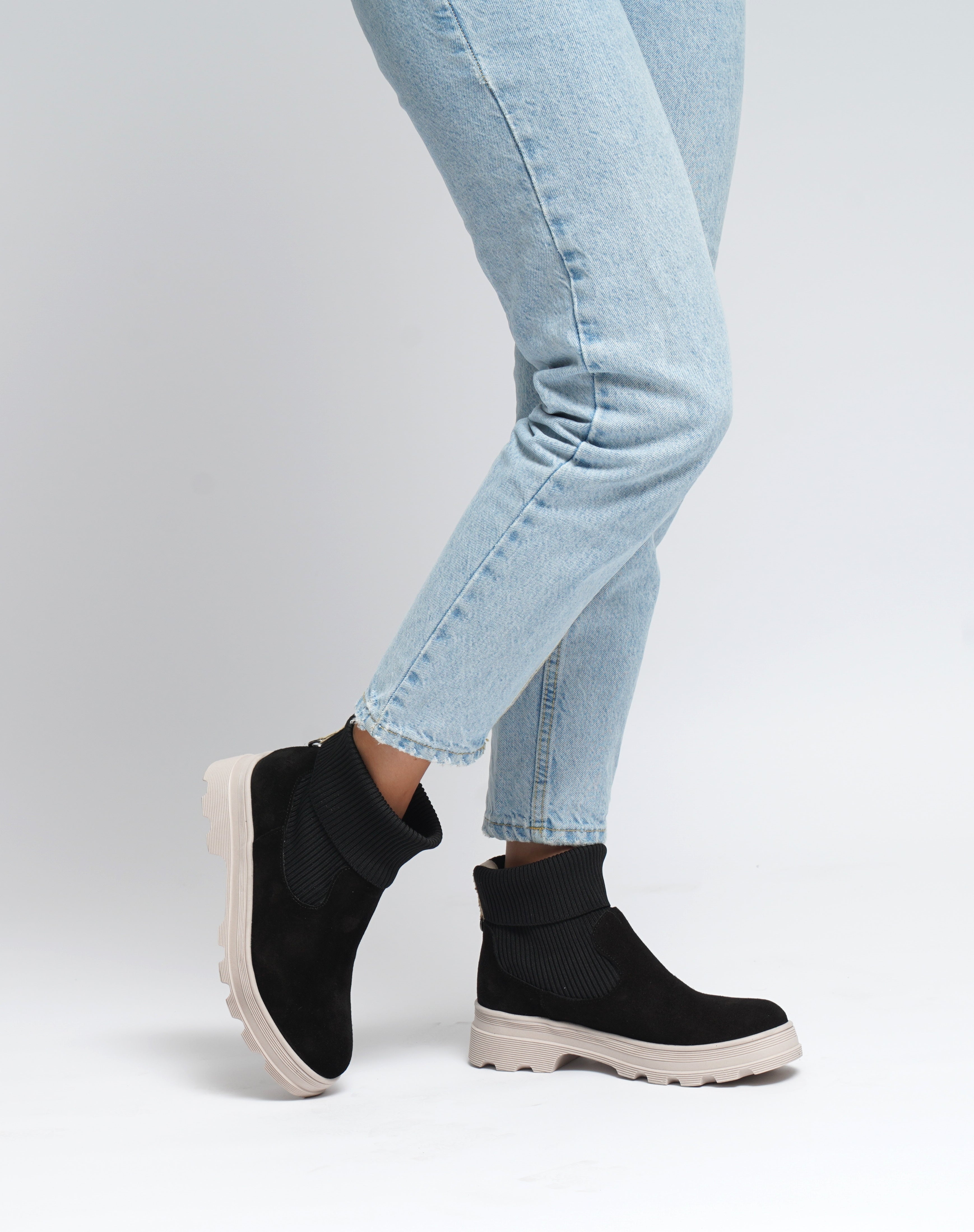 Ridge -Black - Taupe sole - LE SANSA