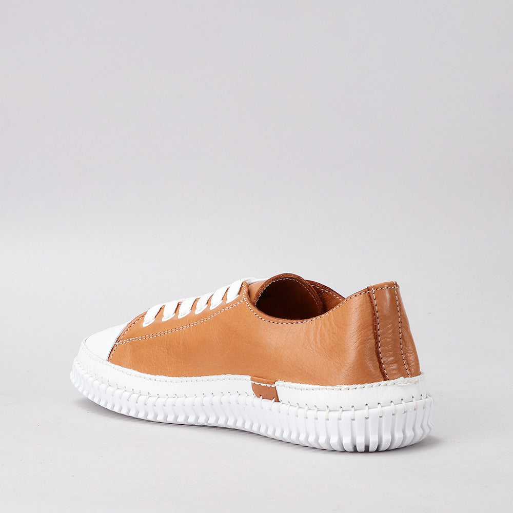 Cobe - Tan/White - LE SANSA