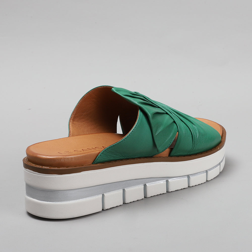 Khloe - Pine - LE SANSA