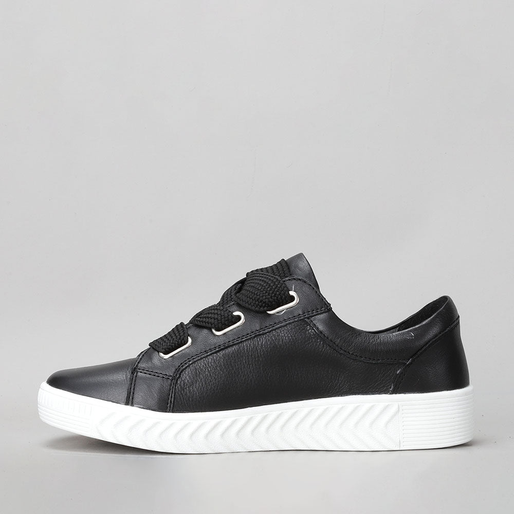 Lisa - Black - LE SANSA