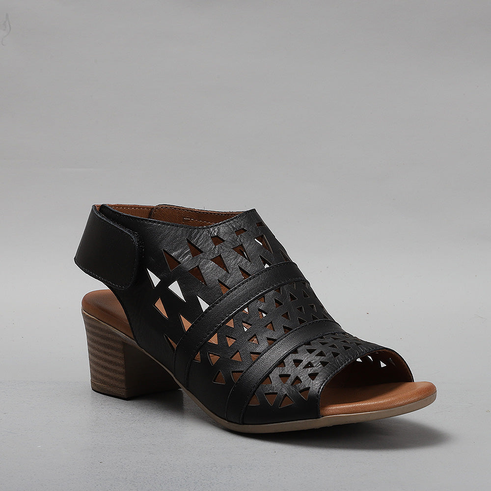 Lora - Black - LE SANSA