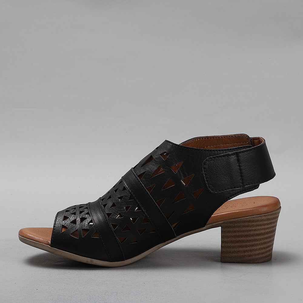 Lora - Black - LE SANSA