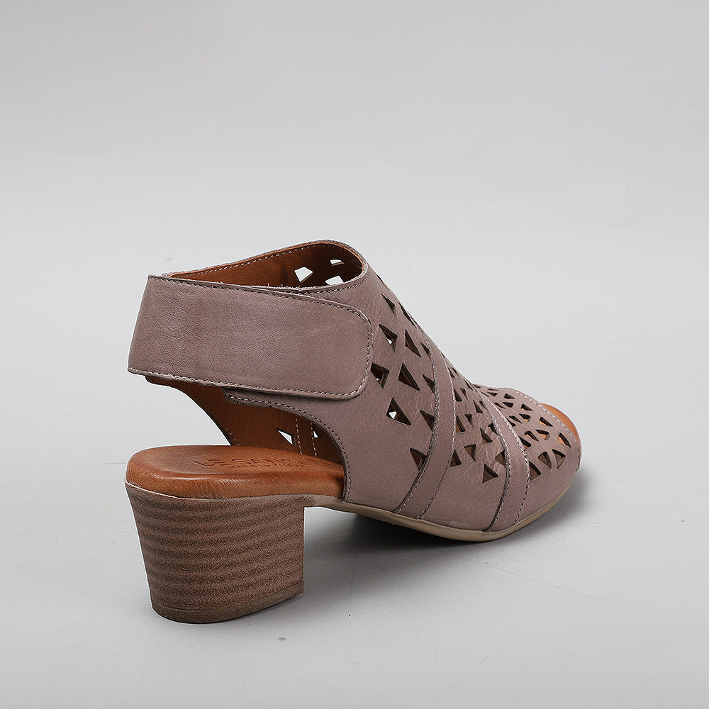 Lora - Hat - LE SANSA