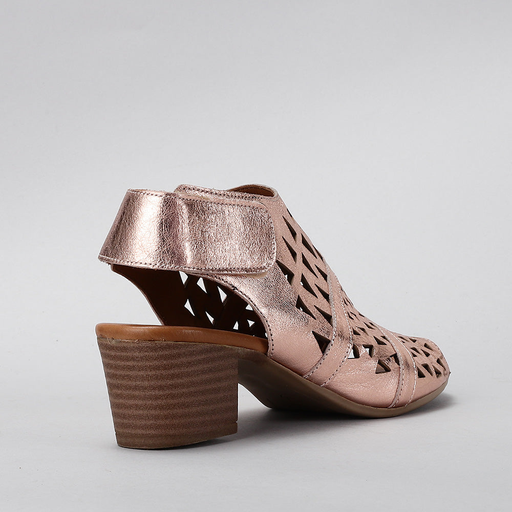 Lora - RoseGold