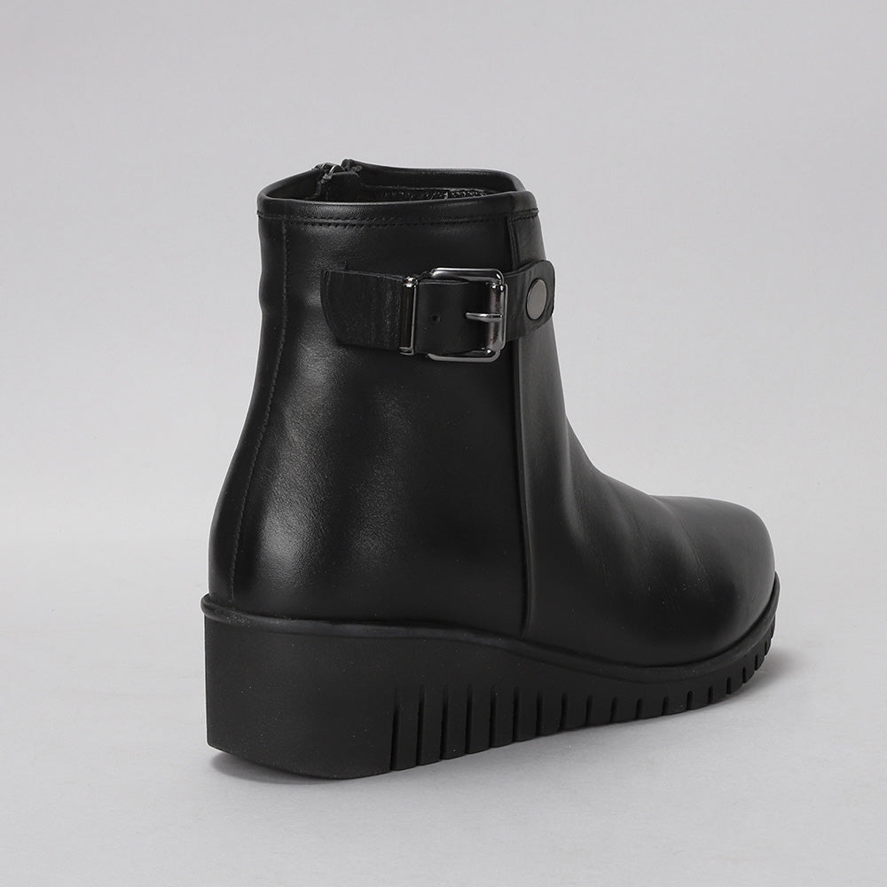 Meridan - Black - LE SANSA