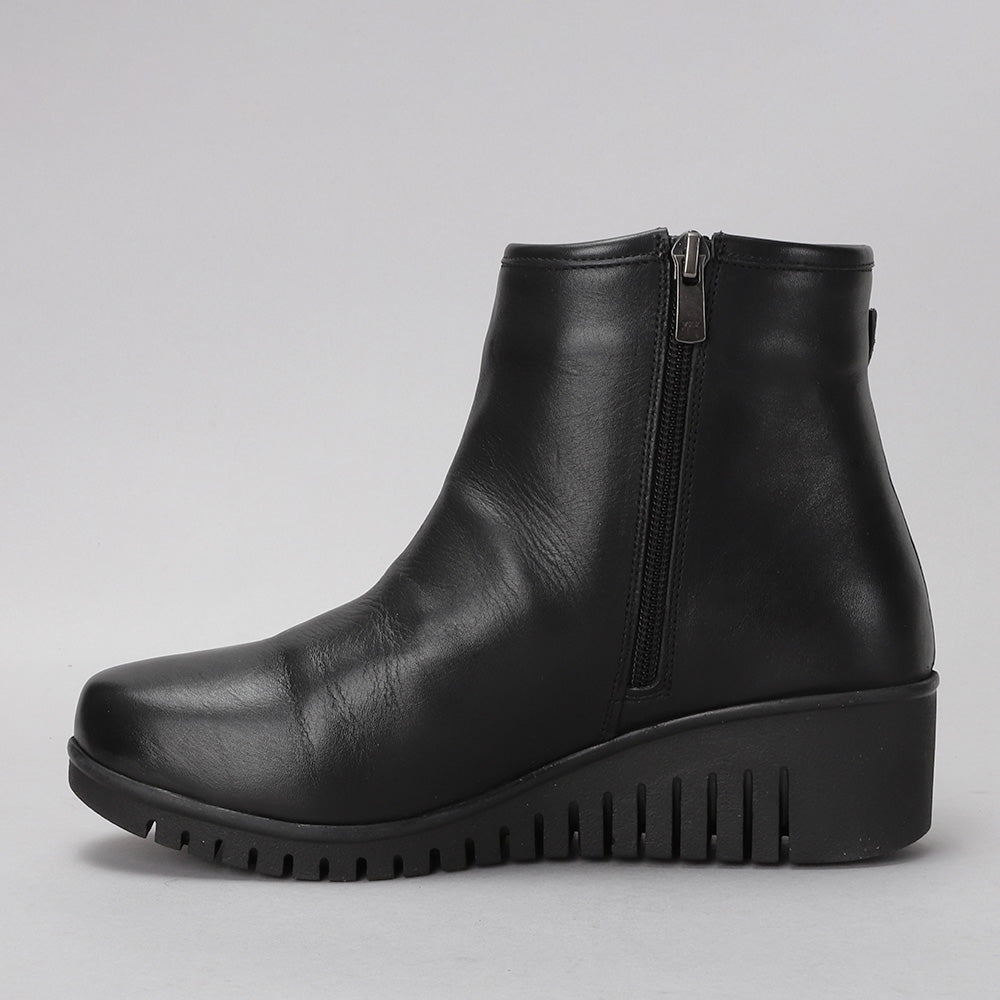 Meridan - Black - LE SANSA