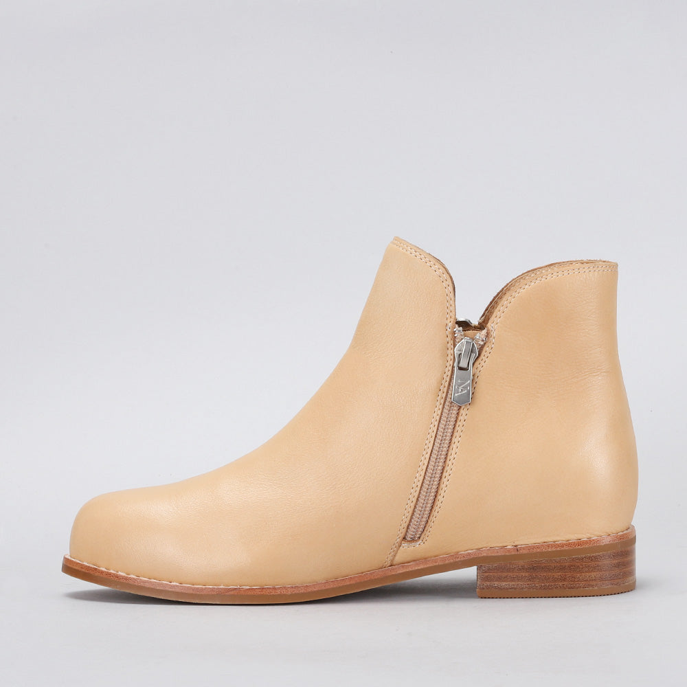 Molly 2.0 - Camel - Naked Arches