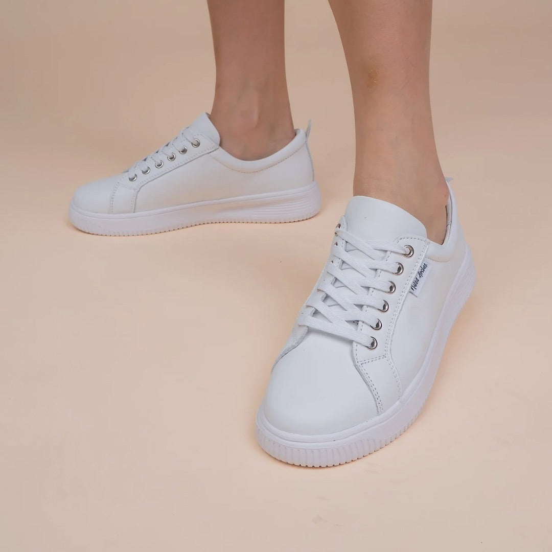 Nelinda - White - Naked Arches