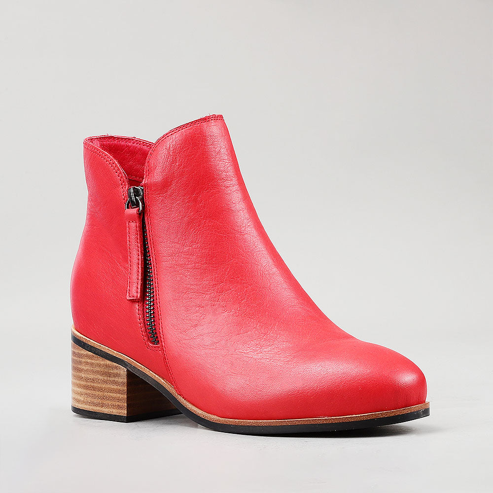 Oxley 2.0 - Red - Naked Arches