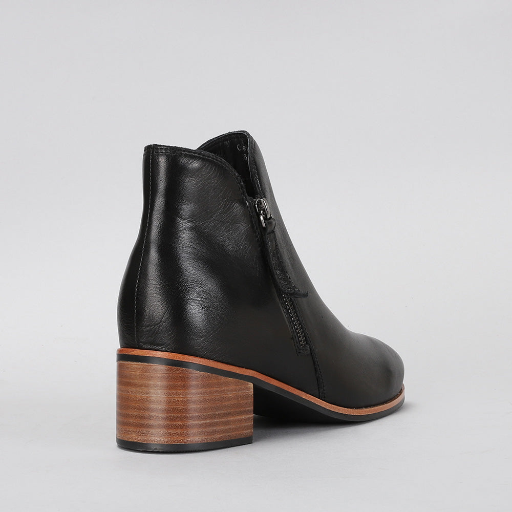 Oxley 2.0 - Black - Naked Arches