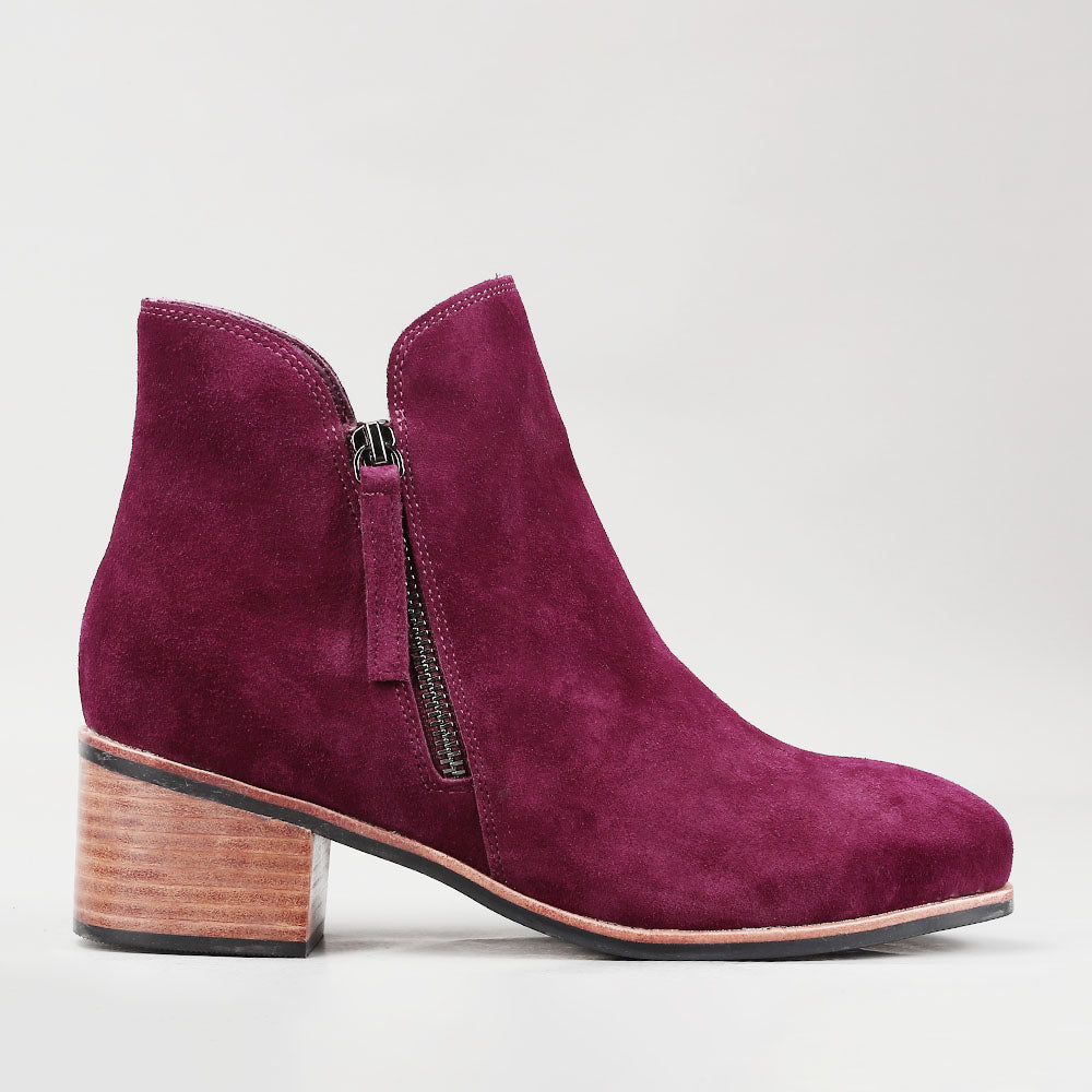 Oxley 2.0 - Burgundy Suede - Naked Arches