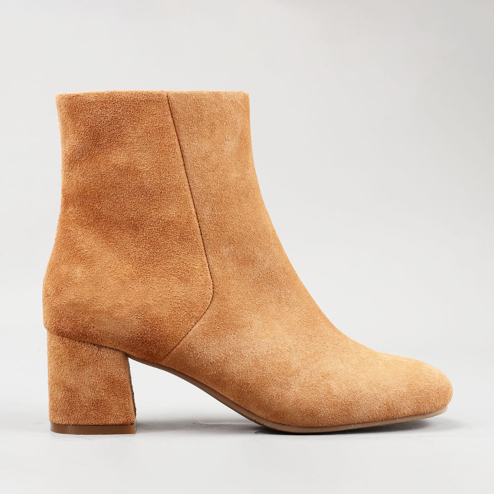 Rocket - Butterscotch Suede - Le Sansa