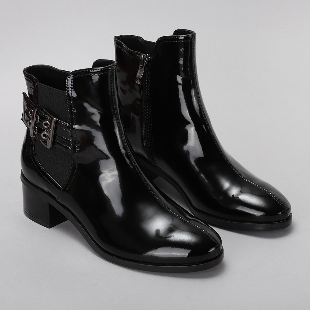 Romy - Black Patent - LE SANSA