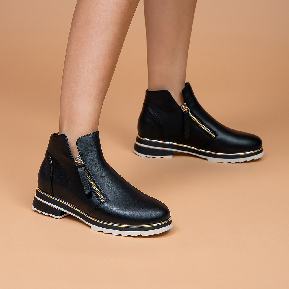 Basel - Black - LE SANSA