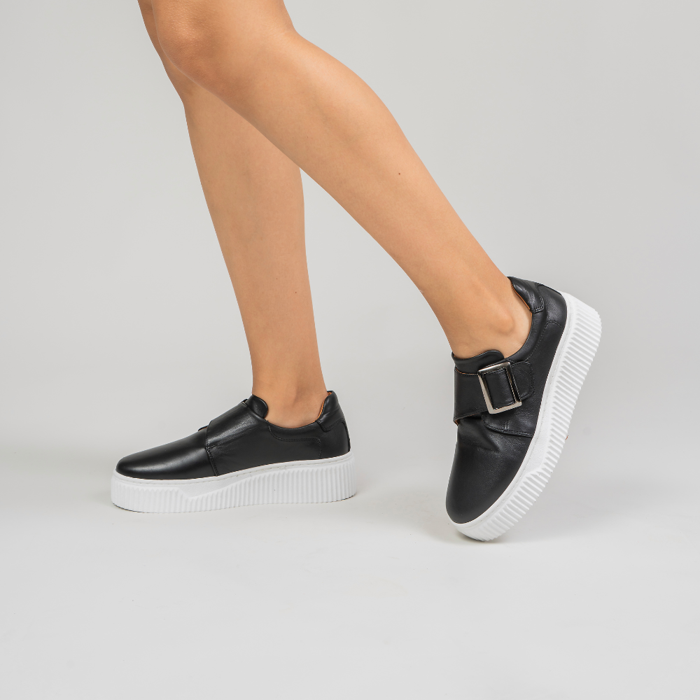 Philia - Black - LE SANSA