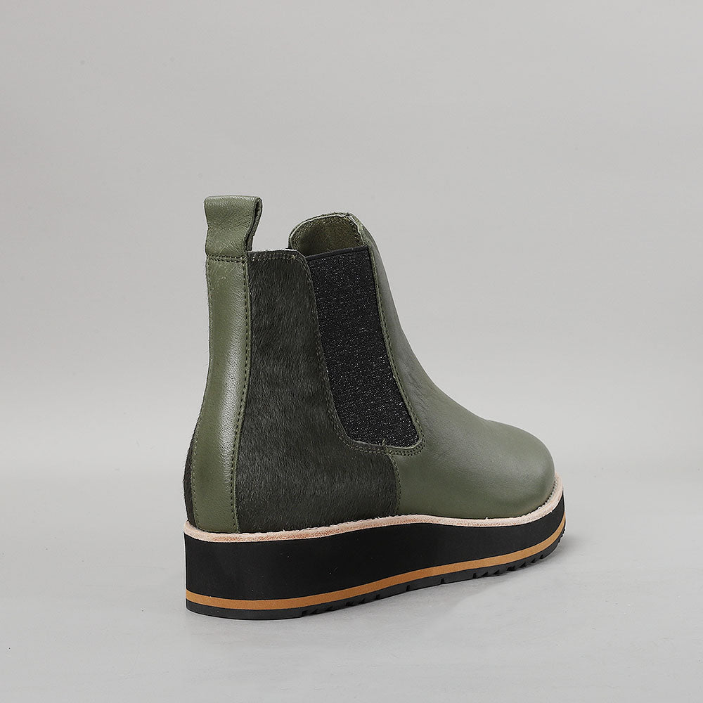 Sting - DK Olive Pony - LE SANSA
