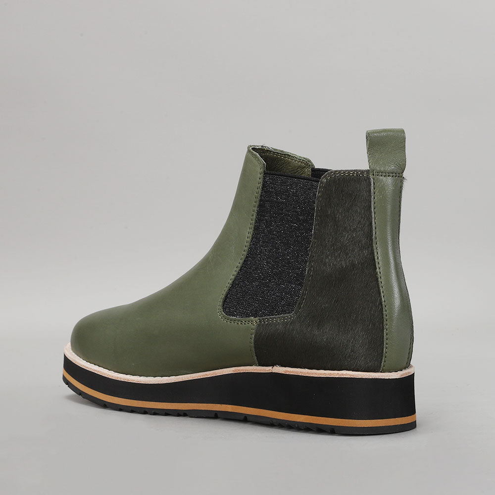 Sting - DK Olive Pony - LE SANSA