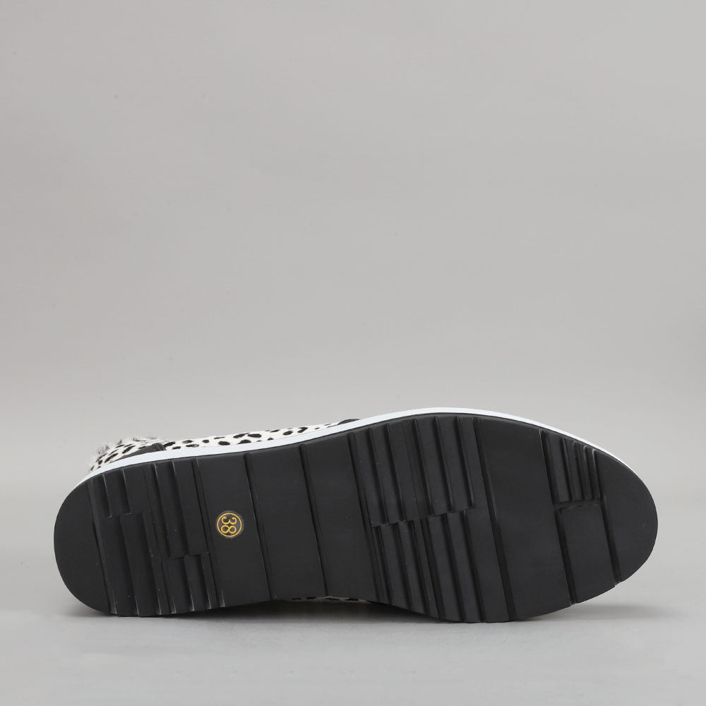 Storm - Black / Snow Pony - LE SANSA