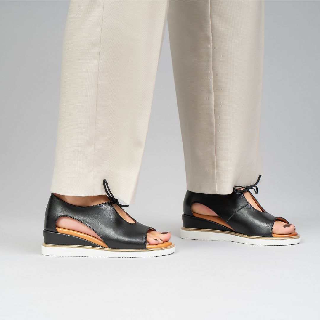 TILLY - Black - LE SANSA