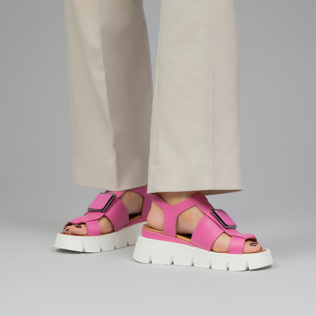 HINDI - Hot Pink - LE SANSA