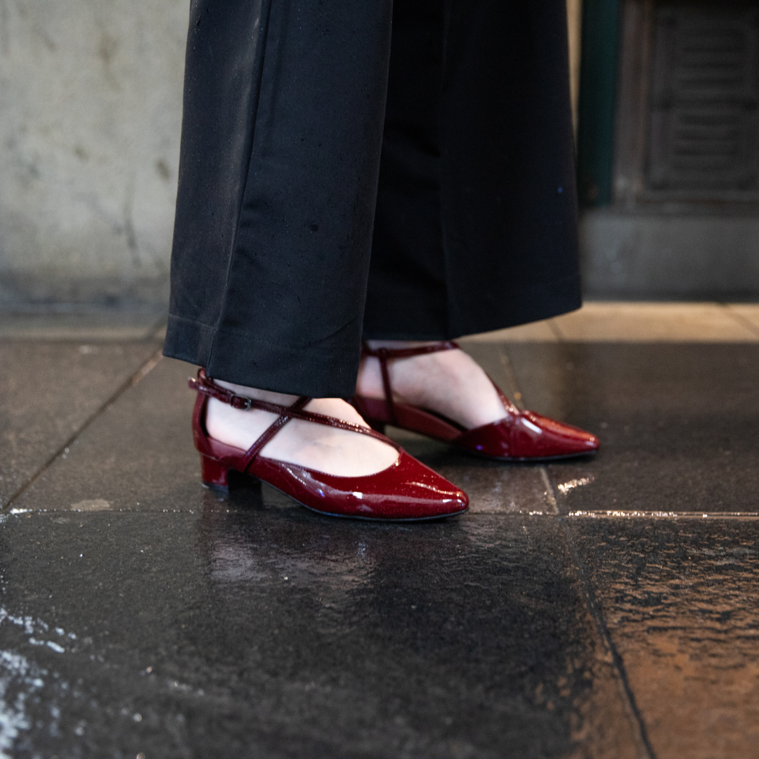 Pita - Merlot Patent - Naked Arches