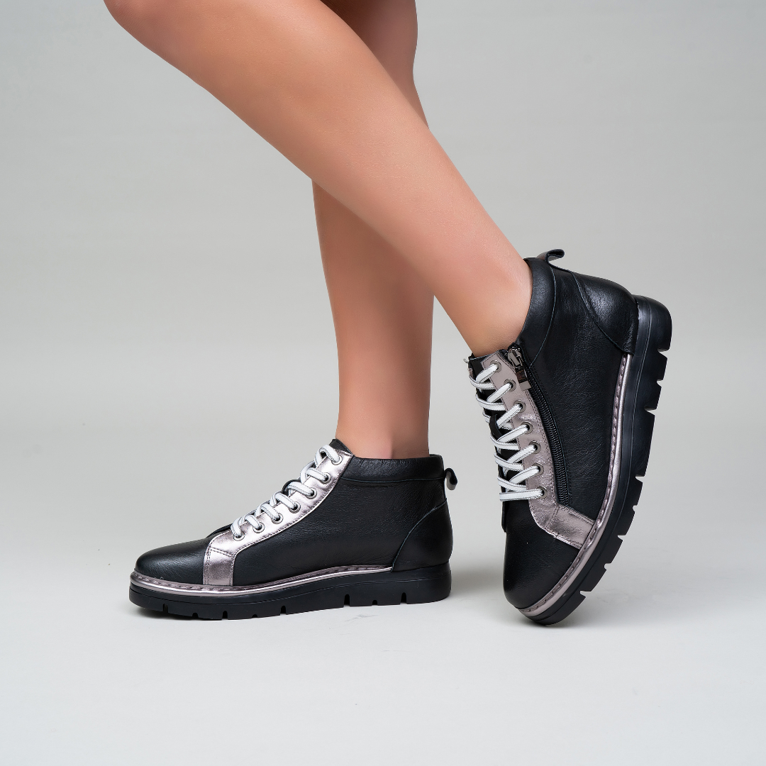 Bobby - Black Pewter - LE SANSA