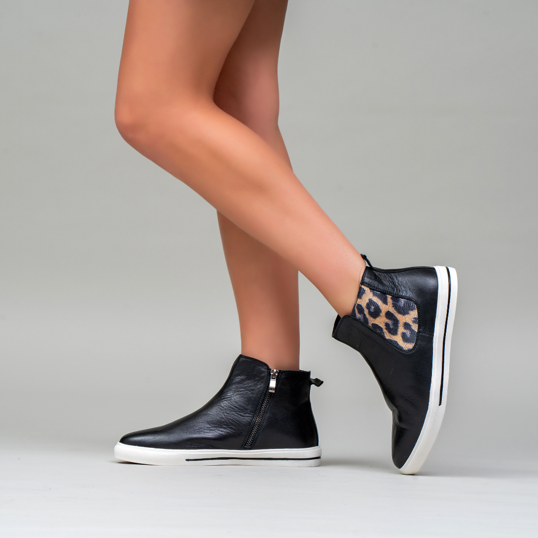 Indira - Black Leopard Gusset - LE SANSA