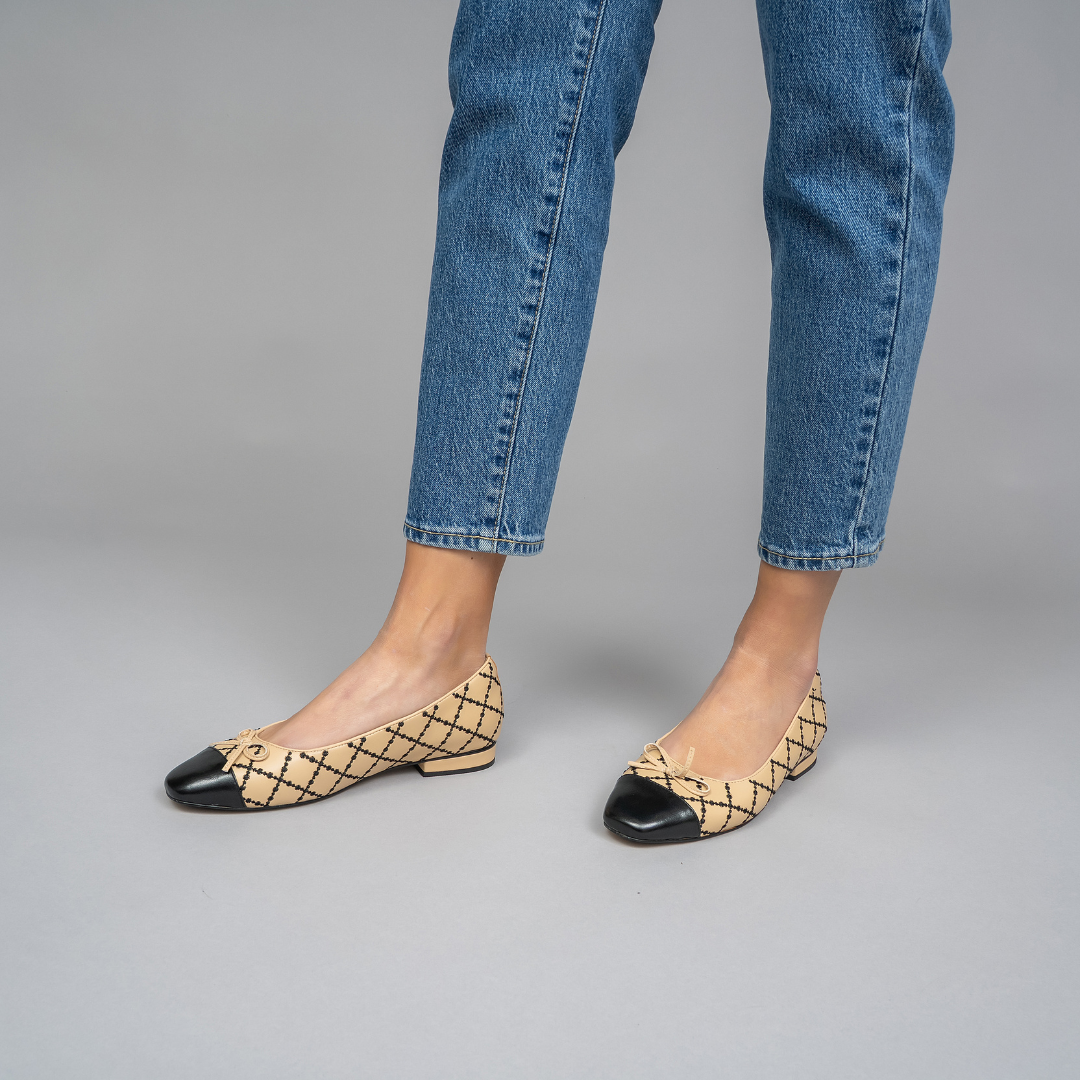 Hary - Apricot/Black - LE SANSA