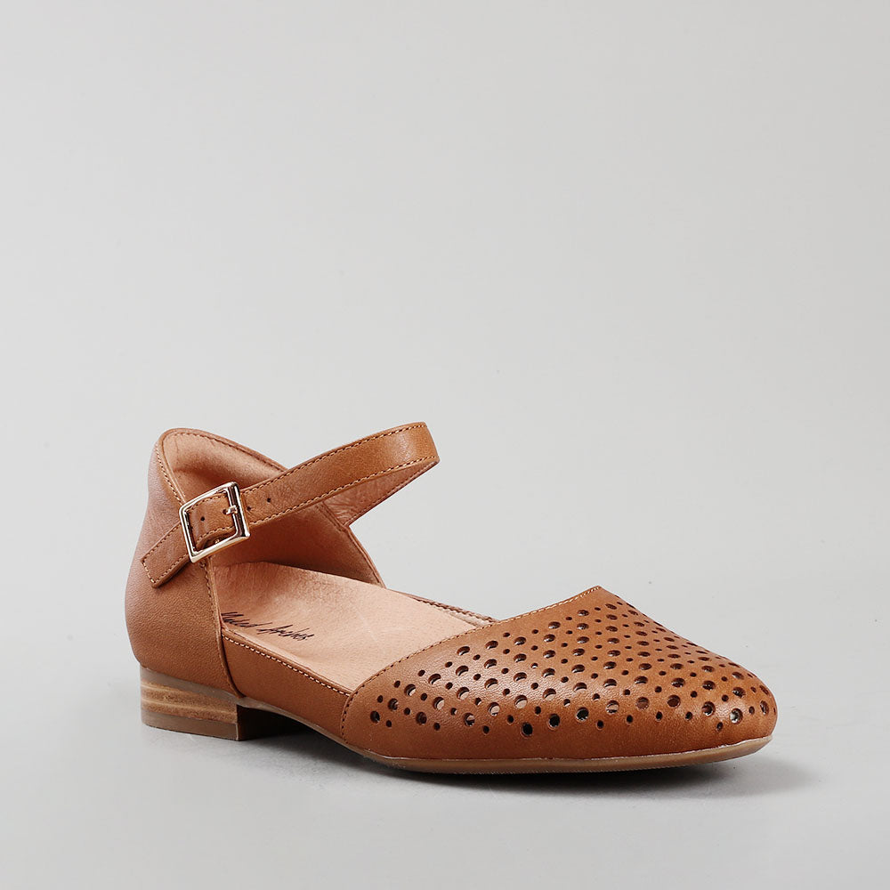 Winona - New Natur - Naked Arches