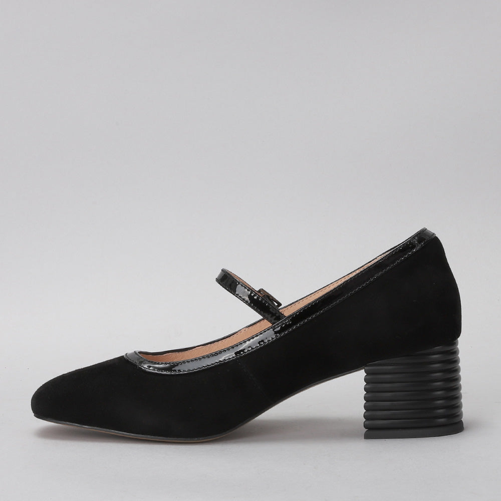 Zafira - Black Suede