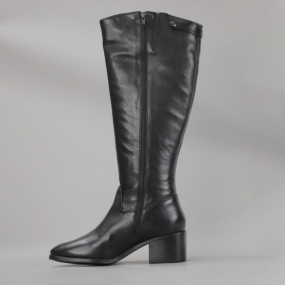 ZING - Black - LE SANSA